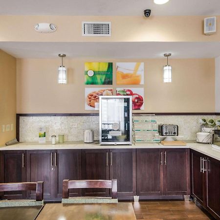 Quality Inn & Suites Quincy - Downtown Екстер'єр фото