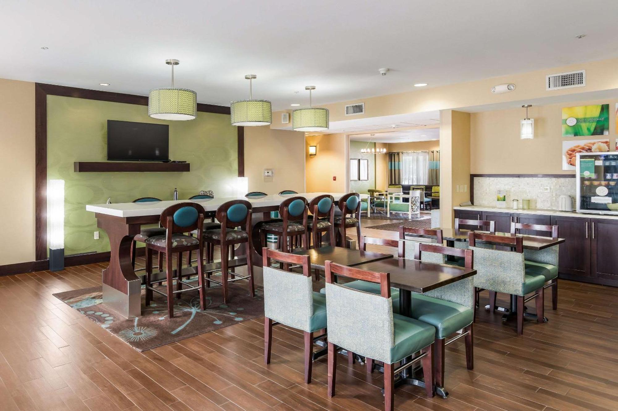 Quality Inn & Suites Quincy - Downtown Екстер'єр фото