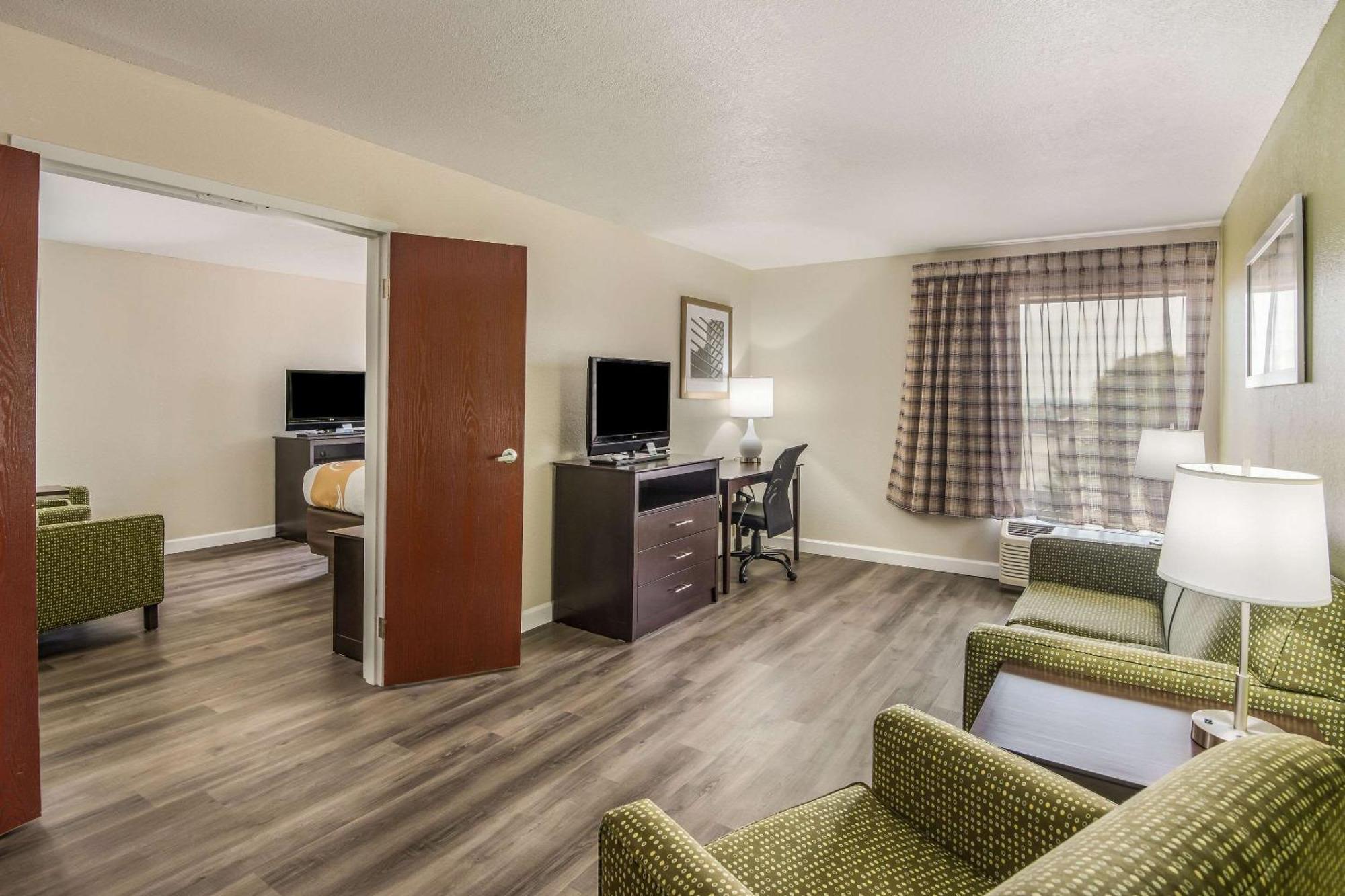Quality Inn & Suites Quincy - Downtown Екстер'єр фото