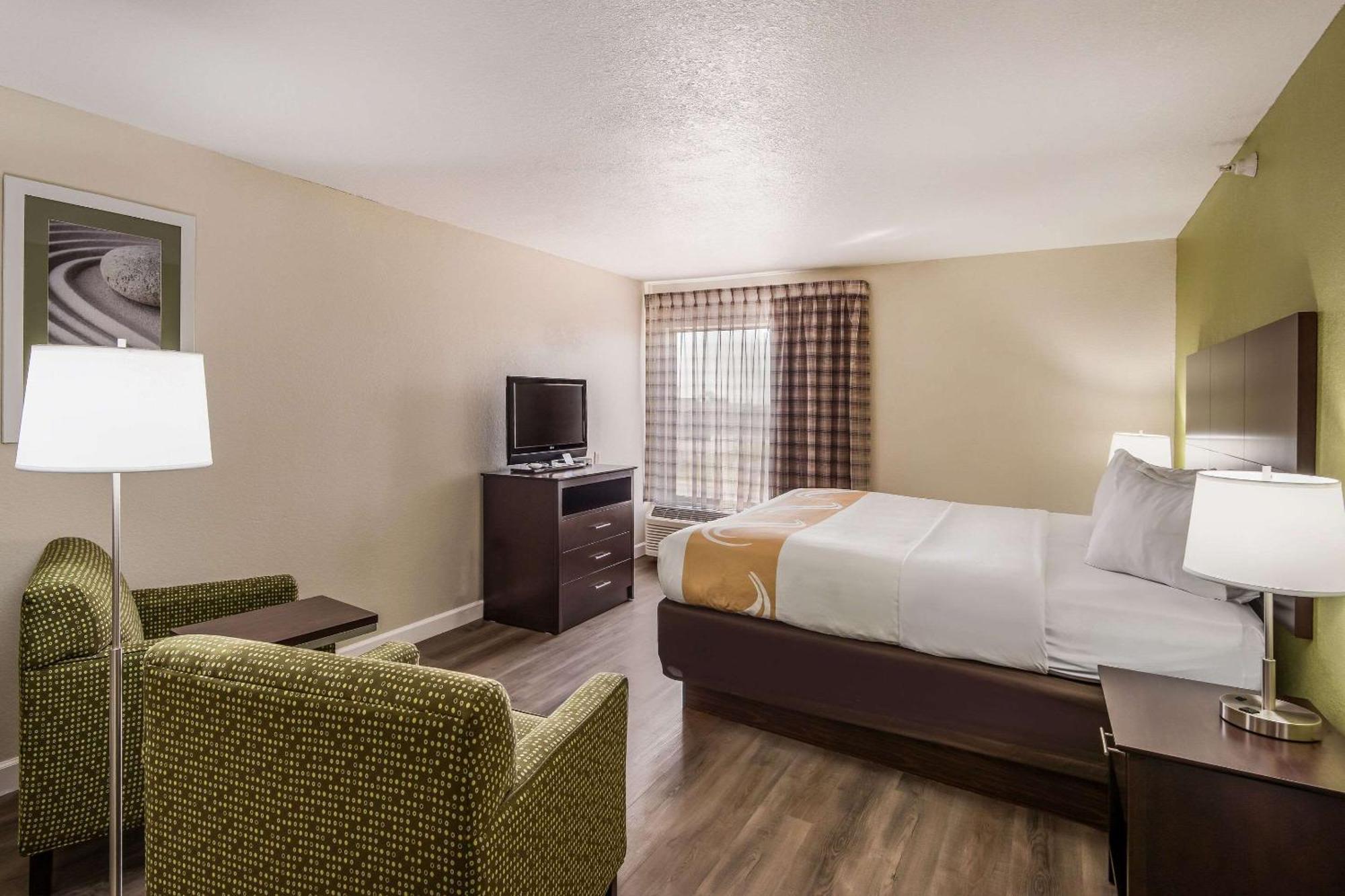 Quality Inn & Suites Quincy - Downtown Екстер'єр фото