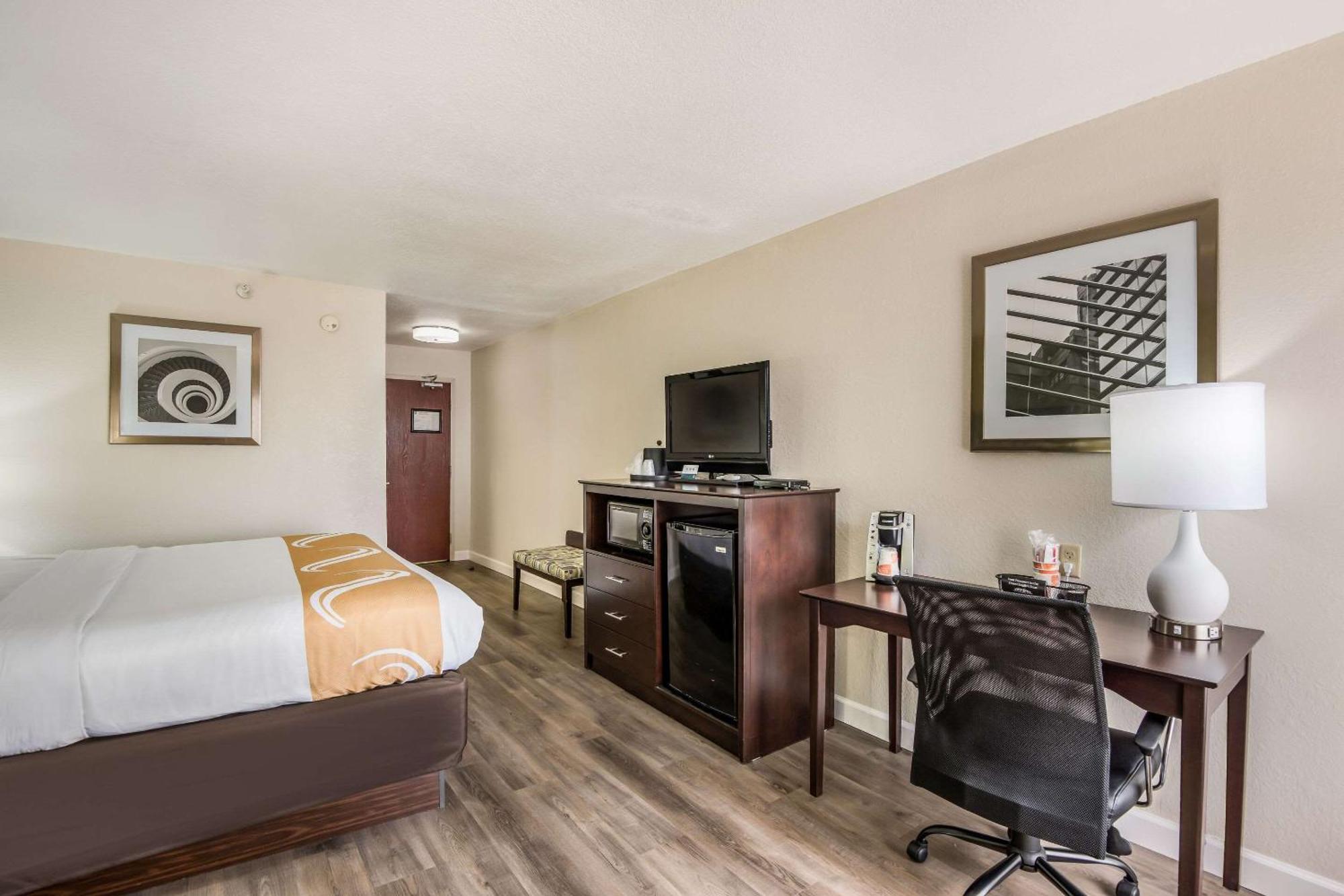 Quality Inn & Suites Quincy - Downtown Екстер'єр фото