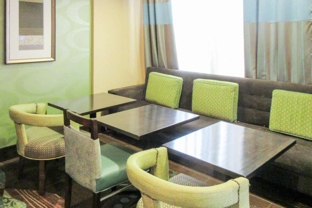 Quality Inn & Suites Quincy - Downtown Інтер'єр фото